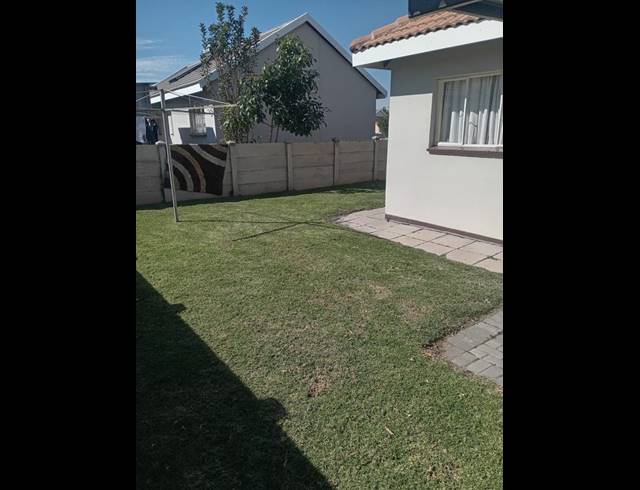 2 BEDROOM HOUSE FOR SALE IN FREEDOM PARK